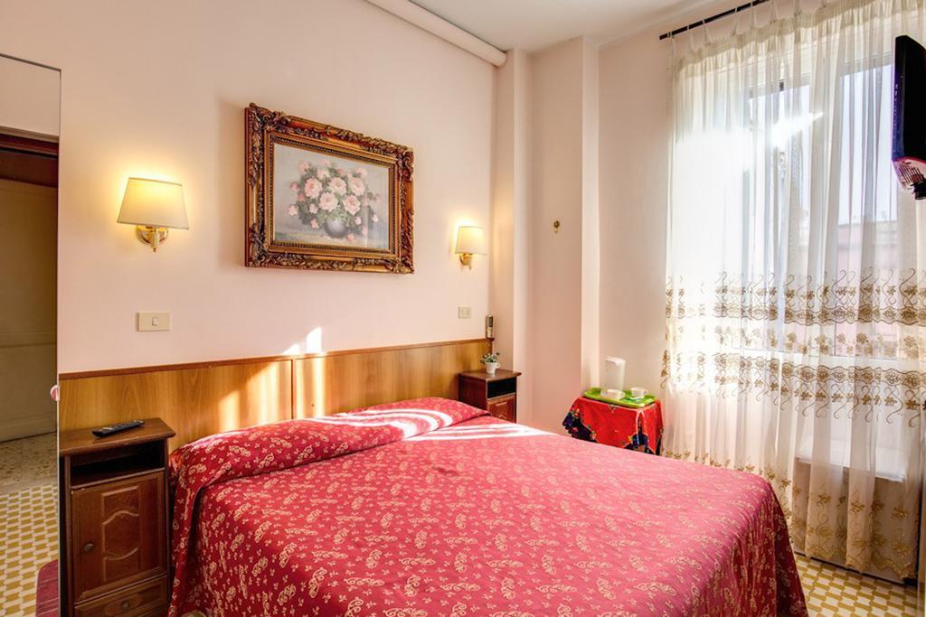 Bed and Breakfast Giovy Рим Номер фото