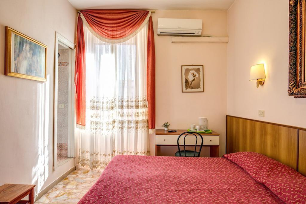 Bed and Breakfast Giovy Рим Экстерьер фото